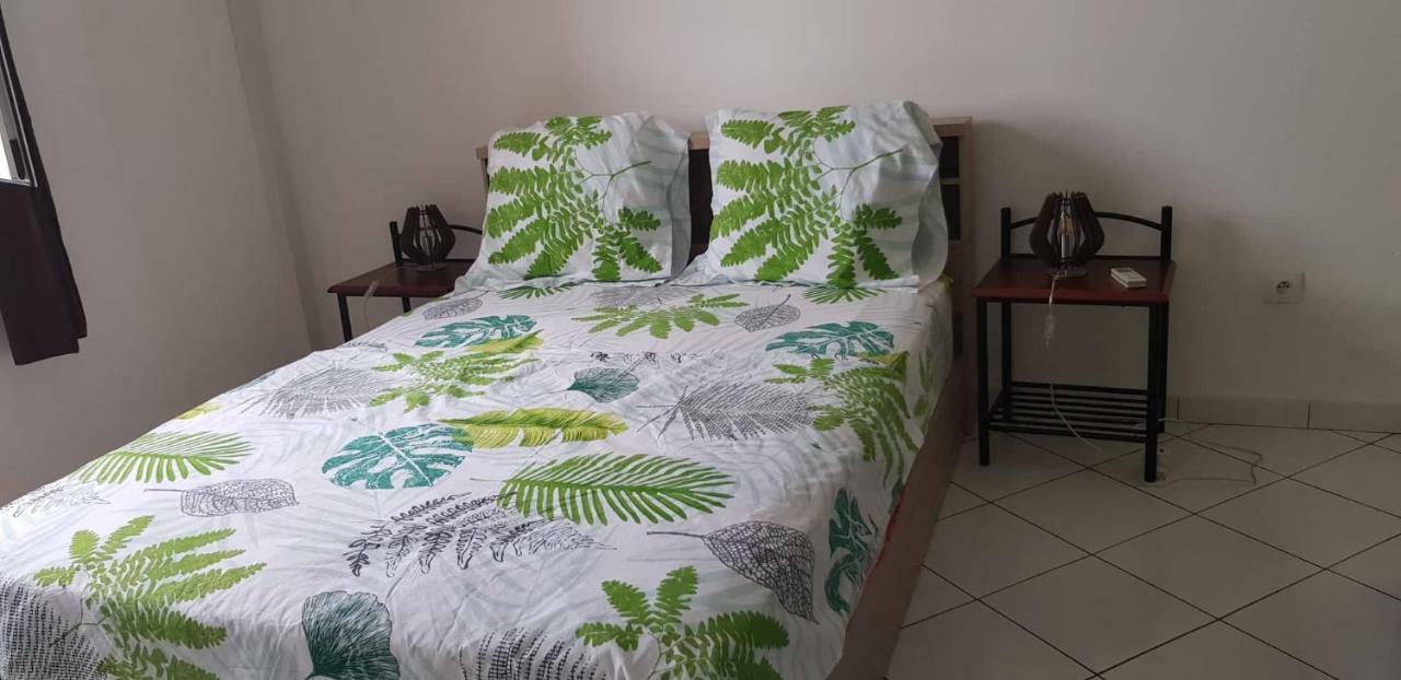 Au Franciscea , Appartement T3 サン・ルイ エクステリア 写真